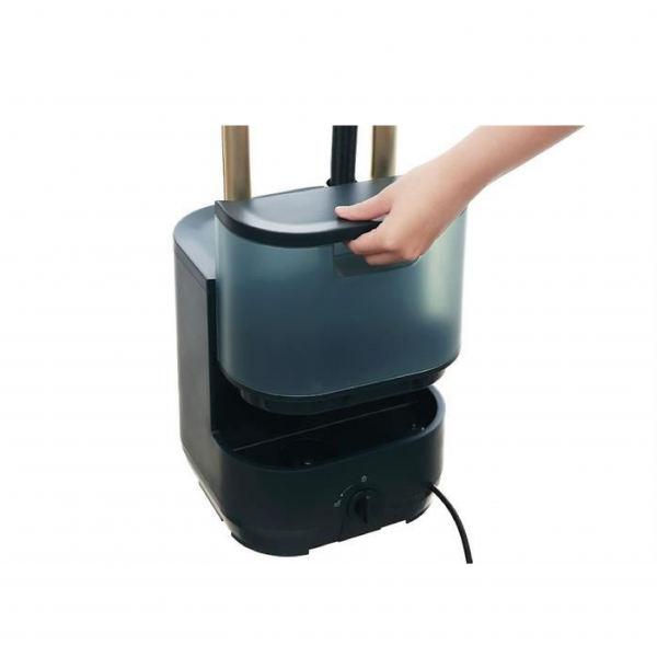 Bàn là cây đứng Panasonic NI-GWG090GRA