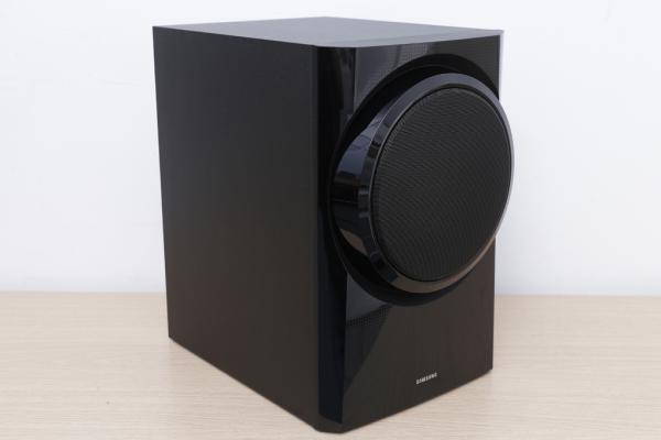 Loa thanh soundbar Samsung 150W 2.1 HW-K350/XV