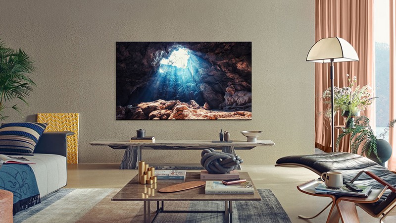 Tivi Samsung QA85QN85C có khung màn hình lớn