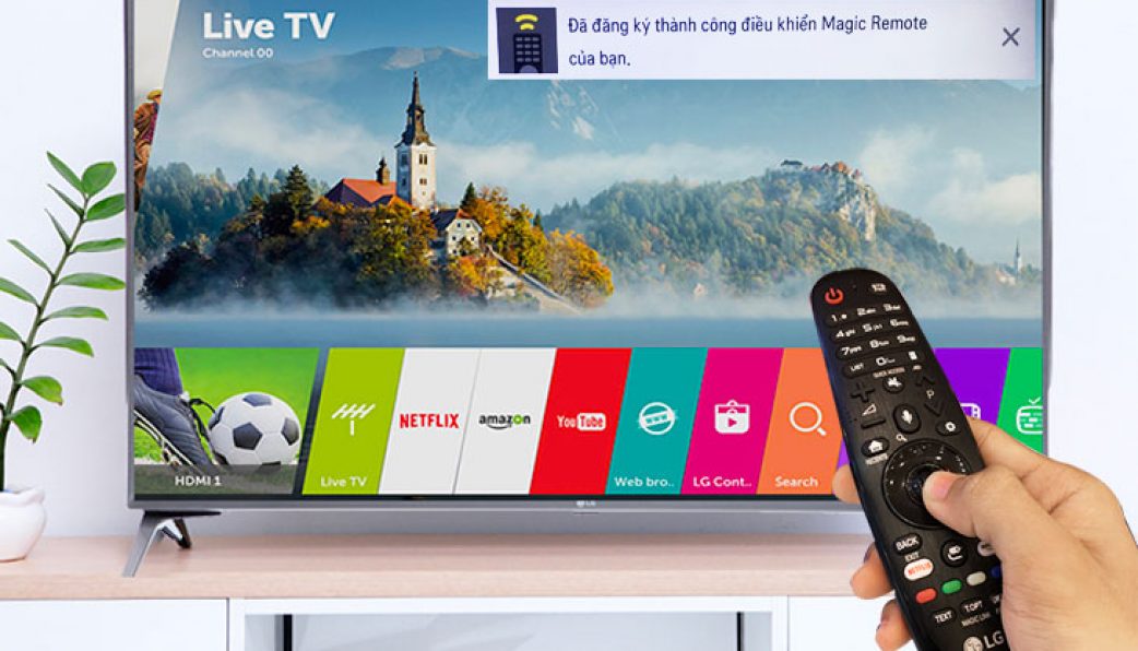 Телевизоры смарт тв с пультом голосовым. LG Smart TV Magic Remote телевизор. Пульт LG WEBOS. LG Smart TV WEBOS. LG Magic Remote 2022.