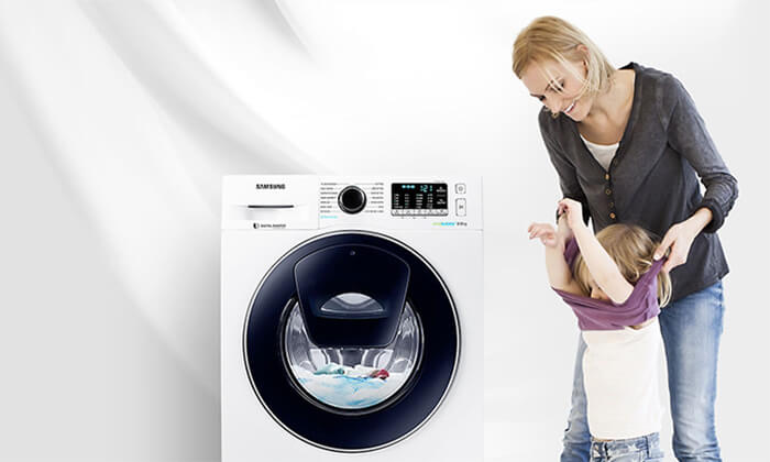 Máy giặt Samsung 9 kg lồng ngang WW90K54E0UW tiện lợi