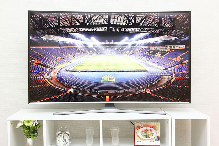 Samsung UA55J6300 với kích thước 55 inch