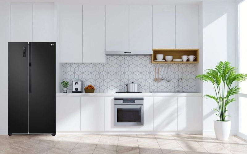  Tủ lạnh LG Side-by-Side được nhận diện với thiết kế đặc trưng hai cửa mở ngang và dung tích lớn