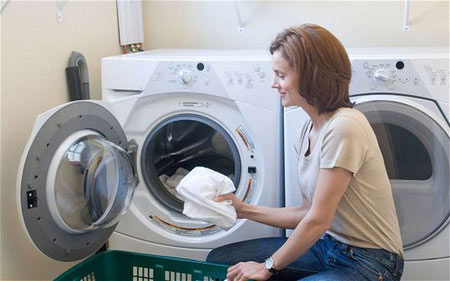 Cách vệ sinh máy giặt Electrolux đơn giản ngay tại nhà